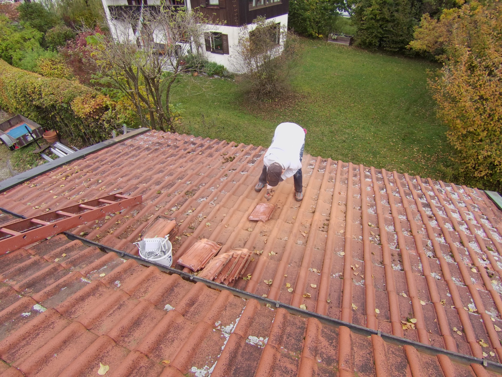 grinding tiles for roof hooks