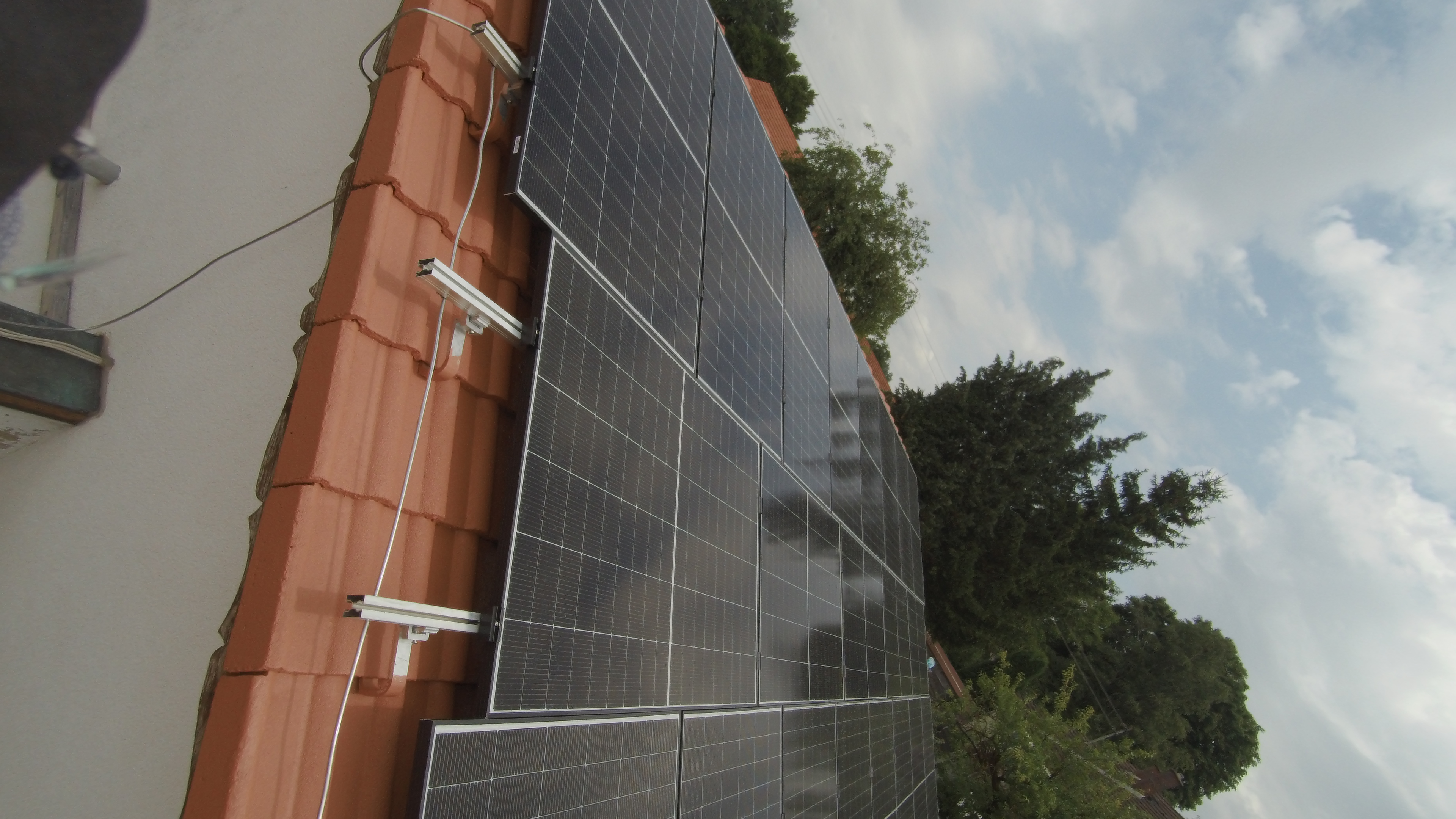 grounding of mounting system