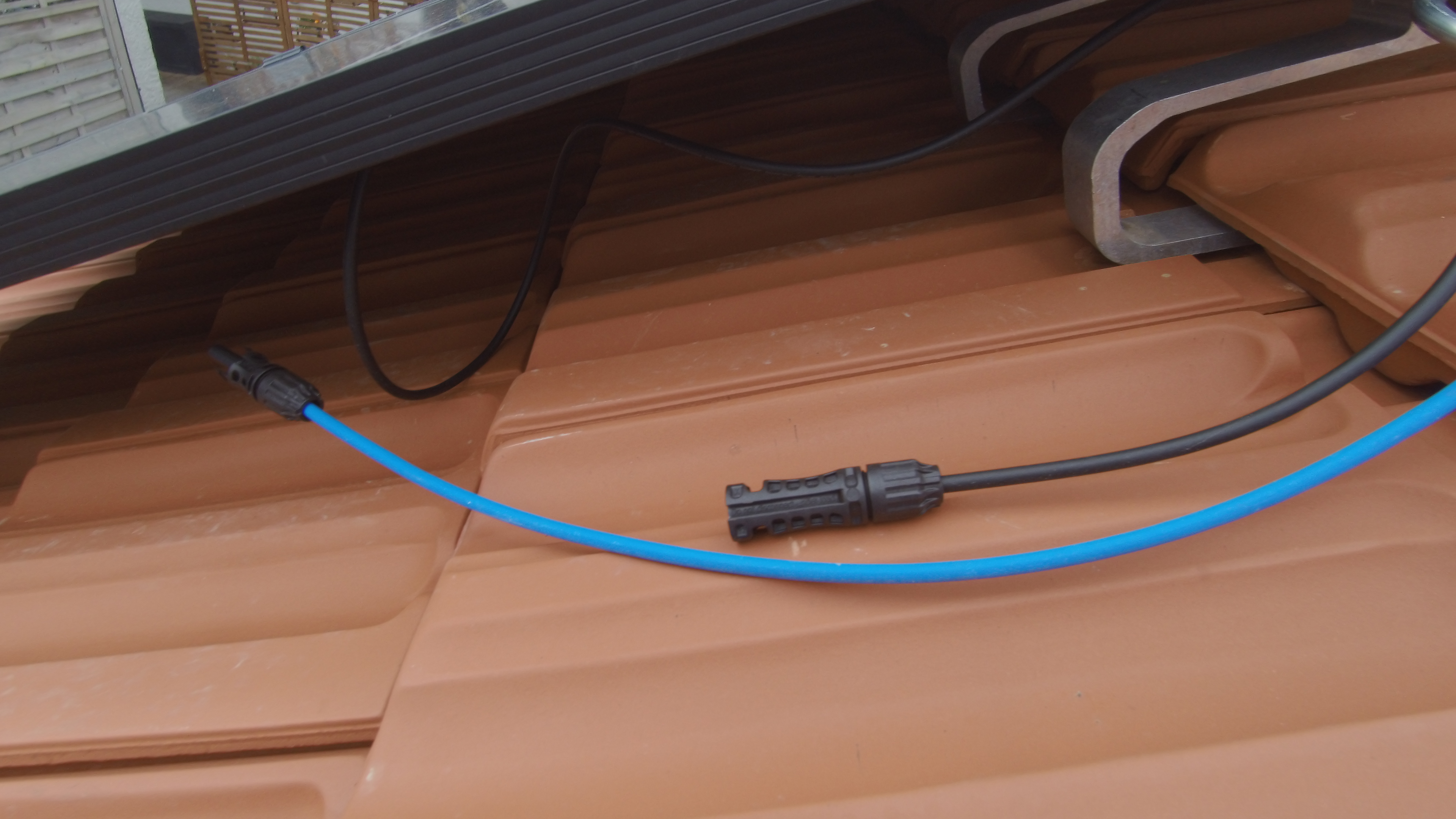 DC plugs, Stäubli MC4-evo2